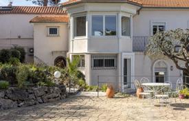 Villa – Cap d'Antibes, Antibes, Côte d'Azur,  France. 3,450,000 €