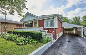 Maison en ville – Scarborough, Toronto, Ontario,  Canada. C$1,239,000