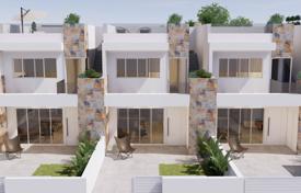 4 pièces maison mitoyenne 100 m² en Alicante, Espagne. 294,000 €