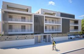 3 pièces appartement dans un nouvel immeuble 130 m² à Thermi, Grèce. 350,000 €