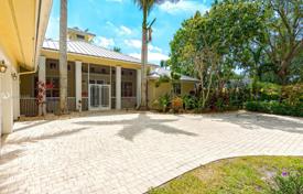 Villa – Pinecrest, Floride, Etats-Unis. $2,000,000
