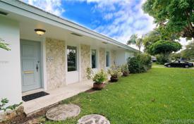 Villa – Pinecrest, Floride, Etats-Unis. $940,000
