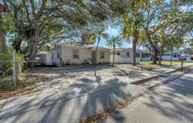 Maison en ville – Pinellas County, Floride, Etats-Unis. $450,000