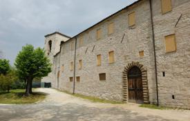 Villa – Sassoferrato, Marche, Italie. 3,500,000 €