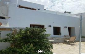Maison en ville – Paros, Îles Égéennes, Grèce. 230,000 €