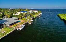 Maison en ville – Coral Gables, Floride, Etats-Unis. $6,950,000