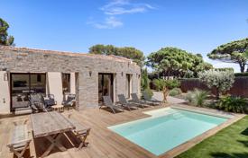 3 pièces villa à Saint Tropez, France. 11,000 € par semaine