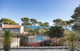 5 pièces villa en Cap d'Antibes, France. 3,750,000 €