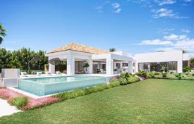 9 pièces villa 377 m² à Estepona, Espagne. 2,400,000 €