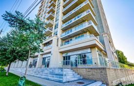 Appartement – Lake Shore Boulevard West, Etobicoke, Toronto,  Ontario,   Canada. C$693,000