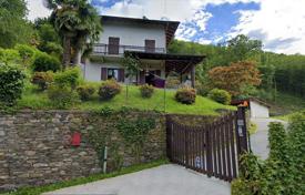 Maison en ville – Stresa, Piémont, Italie. 390,000 €