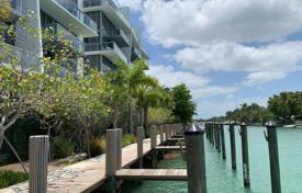 Bâtiment en construction – Bay Harbor Islands, Floride, Etats-Unis. $700,000