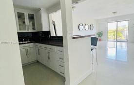 1 pièces appartement en copropriété 74 m² à Miami Beach, Etats-Unis. $375,000