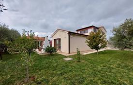 Maison en ville – Pula, Comté d'Istrie, Croatie. 1,300,000 €