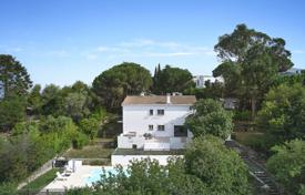 Villa – Vallauris, Côte d'Azur, France. 1,590,000 €