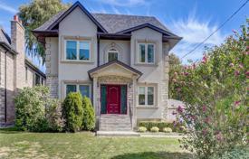 4 pièces maison en ville à North York, Canada. C$1,889,000