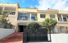 5 pièces maison en ville 225 m² à L'Alfàs del Pi, Espagne. 285,000 €