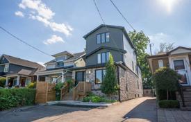 Maison en ville – George Street, Toronto, Ontario,  Canada. C$2,085,000