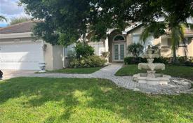 Maison en ville – Fort Lauderdale, Floride, Etats-Unis. $2,199,000