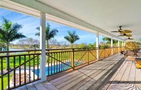 Maison en ville – Stuart, Floride, Etats-Unis. $1,999,000