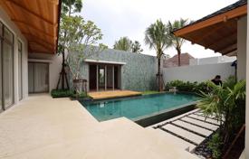 3 pièces villa 348 m² en Mueang Phuket, Thaïlande. $954,000