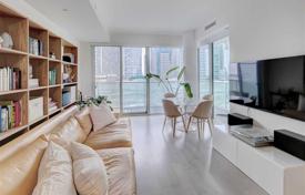 Appartement – Queens Quay East, Old Toronto, Toronto,  Ontario,   Canada. C$975,000