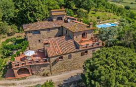 4 pièces domaine 600 m² à Sinalunga, Italie. 1,300,000 €