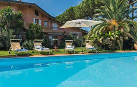 Villa – Camaiore, Toscane, Italie. 12,500 € par semaine