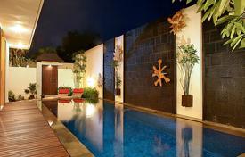 Villa – Kerobokan Kelod, North Kuta, Badung,  Indonésie. $1,980 par semaine