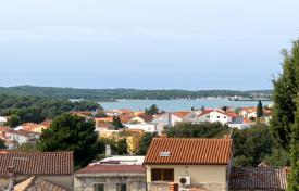 2 pièces maison en ville 140 m² à Medulin, Croatie. 259,000 €