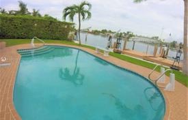 Villa – Miami Beach, Floride, Etats-Unis. $2,450,000