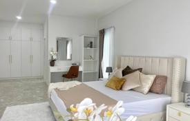 4 pièces villa 440 m² en Pattaya, Thaïlande. $279,000