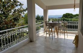 4 pièces villa 330 m² à Panorama, Grèce. 1,200,000 €