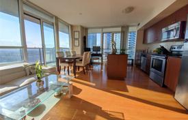 2 pièces appartement à Lake Shore Boulevard West, Canada. C$848,000