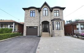 Maison en ville – North York, Toronto, Ontario,  Canada. C$2,182,000