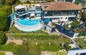 Villa – Èze, Côte d'Azur, France. 25,000 € par semaine