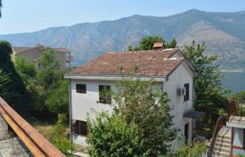 Villa – Dobrota, Kotor, Monténégro. 322,000 €