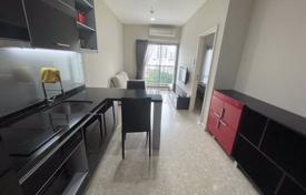 1 pièces appartement en copropriété à Khlong Toei, Thaïlande. $277,000