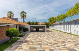 9 pièces maison mitoyenne 1500 m² à El Masnou, Espagne. 5,800,000 €