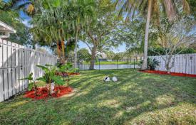 Maison en ville – Davie, Broward, Floride,  Etats-Unis. $585,000