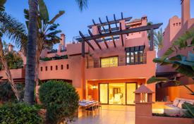 Maison mitoyenne – Marbella, Andalousie, Espagne. 1,895,000 €