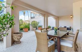 Appartement – Fisher Island Drive, Miami Beach, Floride,  Etats-Unis. $2,250,000