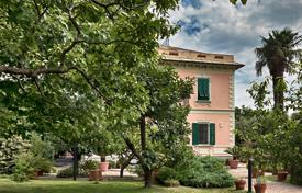 Villa – Albisola Superiore, Ligurie, Italie. Price on request