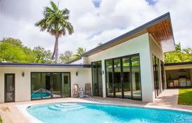 Villa – Miami, Floride, Etats-Unis. 1,994,000 €