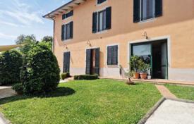 Villa – Lucques, Toscane, Italie. 1,690,000 €