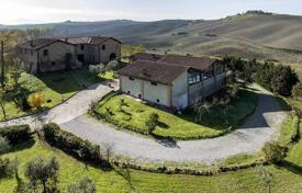 Villa – Asciano, Toscane, Italie. 700,000 €