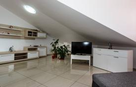 3 pièces appartement 95 m² à Vrbnik, Croatie. 296,000 €