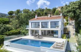 5 pièces villa à Rayol-Canadel-sur-Mer, France. 3,400,000 €