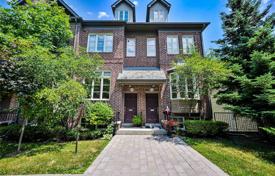 Maison mitoyenne – Etobicoke, Toronto, Ontario,  Canada. C$1,383,000