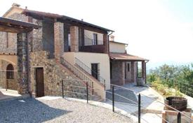 Villa – Villafranca in Lunigiana, Toscane, Italie. 700,000 €